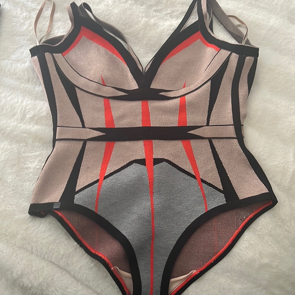 Bathing suit